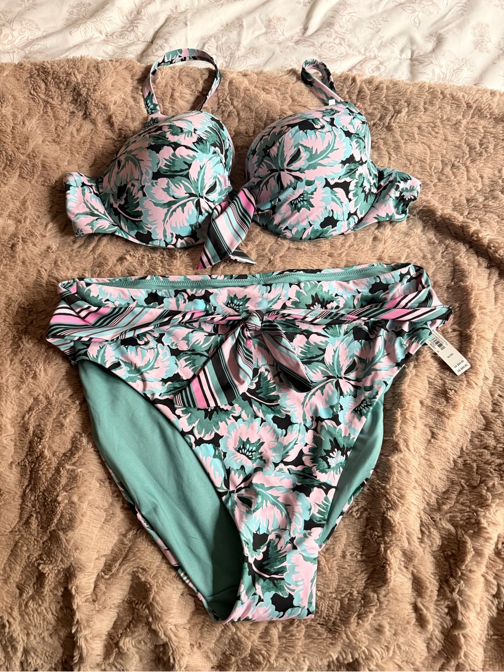 Women’s Victoria Secret Floral Underwire Bikini Set in Mint and Pink